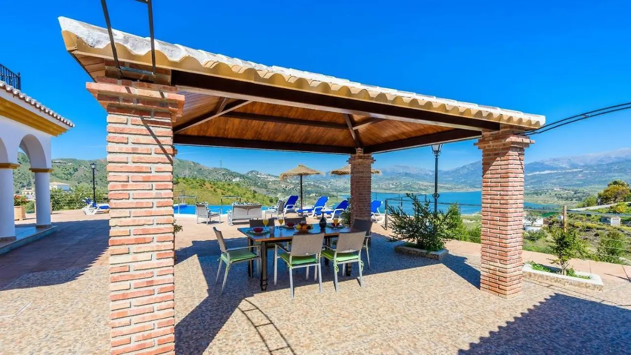 Villa Adelfas Vinuela By Ruralidays
